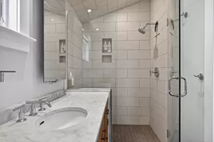 7 Conant St, Provincetown, MA 02657 - Photo 17