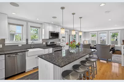 7 Conant Street #Unit 4, Provincetown, MA 02657 - Photo 3