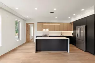 386-388 Washington St, Quincy, MA 02169 - Photo 3