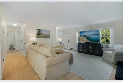 835 Old Barnstable, Falmouth, MA 02536 - Photo 7