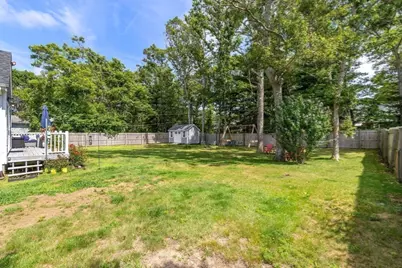 835 Old Barnstable, Falmouth, MA 02536 - Photo 39