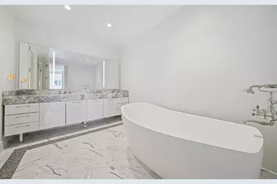 240 Devonshire St #5112, Boston, MA 02110 - Photo 17