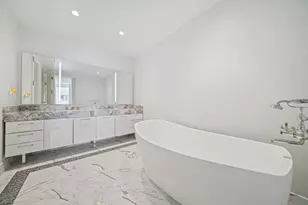 240 Devonshire St, Boston, MA 02110 - Photo 17