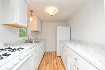 27 Lake Dr, Plymouth, MA 02360 - Photo 7