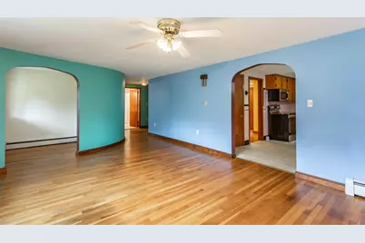 7 Fairacres Ave, Raynham, MA 02767 - Photo 3