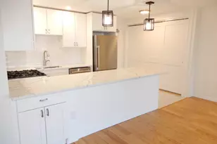9 Hawthorne Pl, Boston, MA 02114 - Photo 5