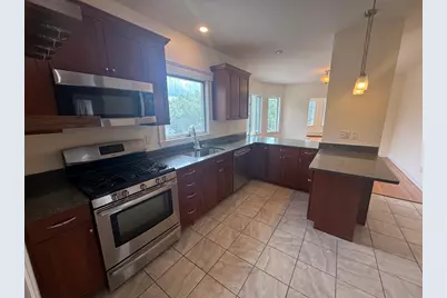 565 Main St #2, Watertown, MA 02472 - Photo 1