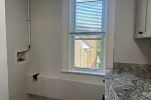 187 White St, Lowell, MA 01854 - Photo 31