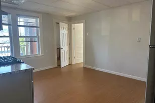 187 White St, Lowell, MA 01854 - Photo 9