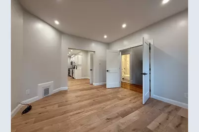 16 Willow Ave #2, Somerville, MA 02144 - Photo 3