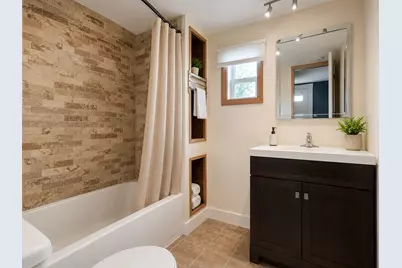 170 Rockland #9, Hingham, MA 02043 - Photo 3