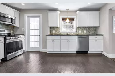90 Gilbert St, Lawrence, MA 01843 - Photo 9