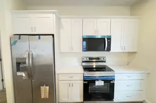 804 Saratoga, Boston, MA 02128 - Photo 21