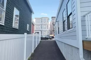 804 Saratoga, Boston, MA 02128 - Photo 11