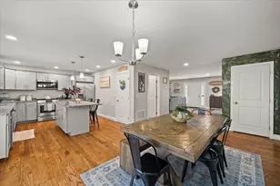 738 Hicks St, Fall River, MA 02724 - Photo 7
