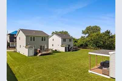 738 Hicks St, Fall River, MA 02724 - Photo 5
