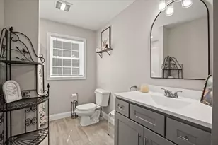 738 Hicks St, Fall River, MA 02724 - Photo 23