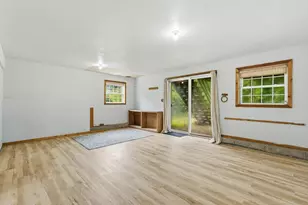 27 Fountain St, Orange, MA 01364 - Photo 23