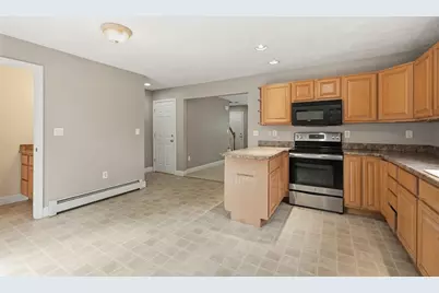 27 Fountain Street #1, Orange, MA 01364 - Photo 11