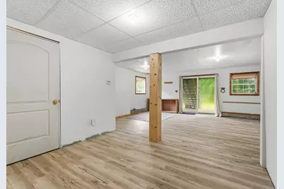 27 Fountain Street #1, Orange, MA 01364 - Photo 21