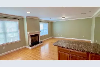 50 Mill St #C, Quincy, MA 02169 - Photo 5
