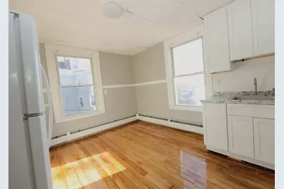 87 Summer St #3, Haverhill, MA 01830 - Photo 3