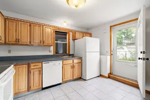 60 Carter St, Brockton, MA 02302 - Photo 27