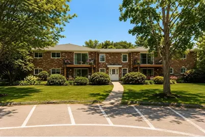 100 Fountain Ln #6, Weymouth, MA 02190 - Photo 9