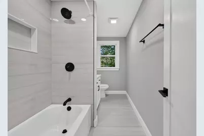 14 Travis Dr, Framingham, MA 01702 - Photo 11