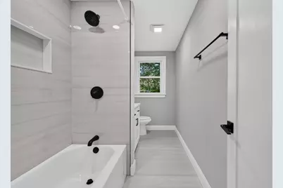 14 Travis Dr, Framingham, MA 01702 - Photo 11