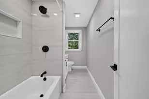 14 Travis Dr, Framingham, MA 01702 - Photo 11