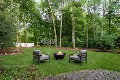 14 Travis Dr, Framingham, MA 01702 - Photo 33