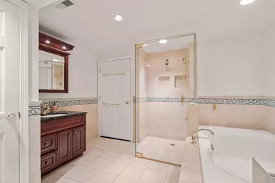 111 Clinton Road, Brookline, MA 02445 - Photo 33