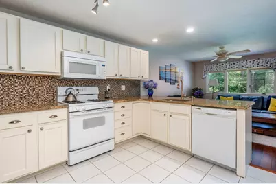 2 Mainsail Cir #70, Mashpee, MA 02649 - Photo 7