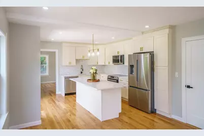 124 Magoun Ave, Brockton, MA 02301 - Photo 5
