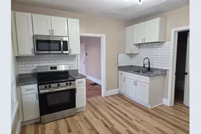 184 King St, Springfield, MA 01109 - Photo 7