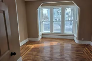 184 King St, Springfield, MA 01109 - Photo 11