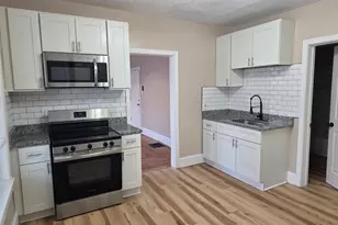 184 King St, Springfield, MA 01109 - Photo 7