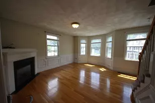 99 Manchester St, Lowell, MA 01852 - Photo 9