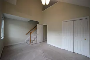 99 Manchester St, Lowell, MA 01852 - Photo 15