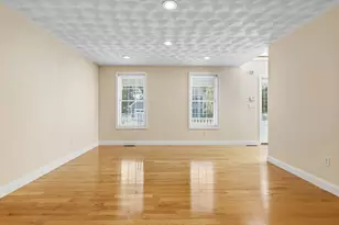 1 Lois Ln, Lynn, MA 01905 - Photo 9