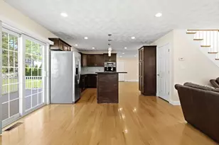 1 Lois Ln, Lynn, MA 01905 - Photo 7