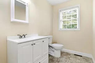 1 Lois Ln, Lynn, MA 01905 - Photo 11