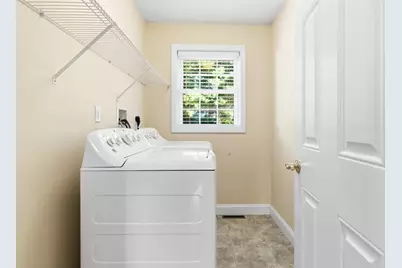 1 Lois Lane, Lynn, MA 01905 - Photo 23