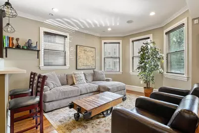 15 Howell St #1, Boston, MA 02125 - Photo 5