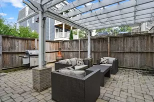 15 Howell St, Boston, MA 02125 - Photo 23