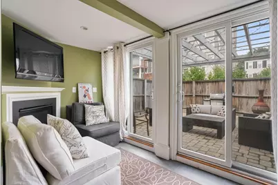 15 Howell St #1, Boston, MA 02125 - Photo 21