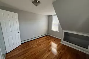 27 Warren Ave, Malden, MA 02148 - Photo 7