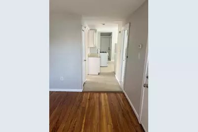27 Warren Ave #3-3, Malden, MA 02148 - Photo 5