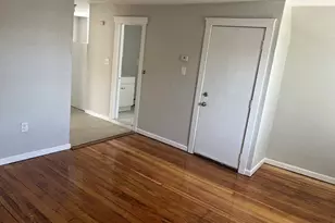 27 Warren Ave, Malden, MA 02148 - Photo 3